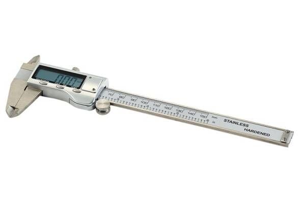 DİJİTAL KUMPAS METAL EKRAN 150 * 0.01 mm / 300 * 0.01 mm ARASI TÜM ÖLÇÜLER